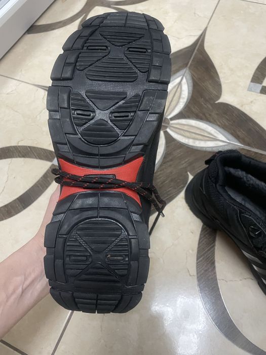 Чоловічі кросівки