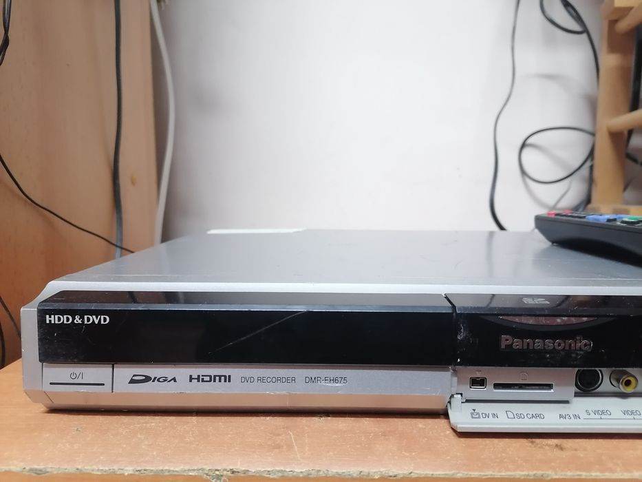 Nagrywarka Panasonic DMR-EH675 HDD250GB pilot HDMI