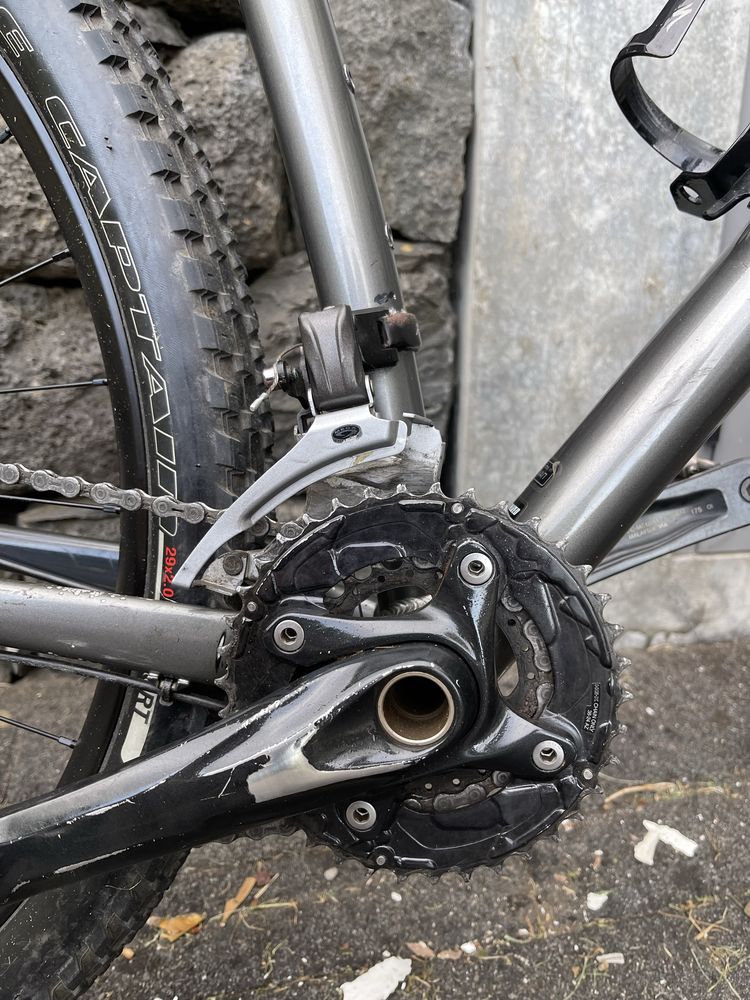 Specialized Rockhooper Expert 2018 (L) + Rolo estático + roda de rolo