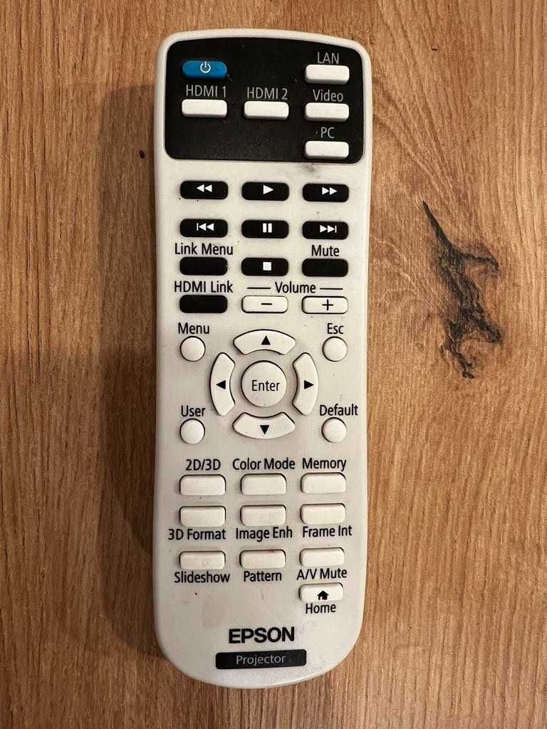 Projektor Epson EH-TW5300 + ekran elektryczny Celexon + uchwyt, piloty