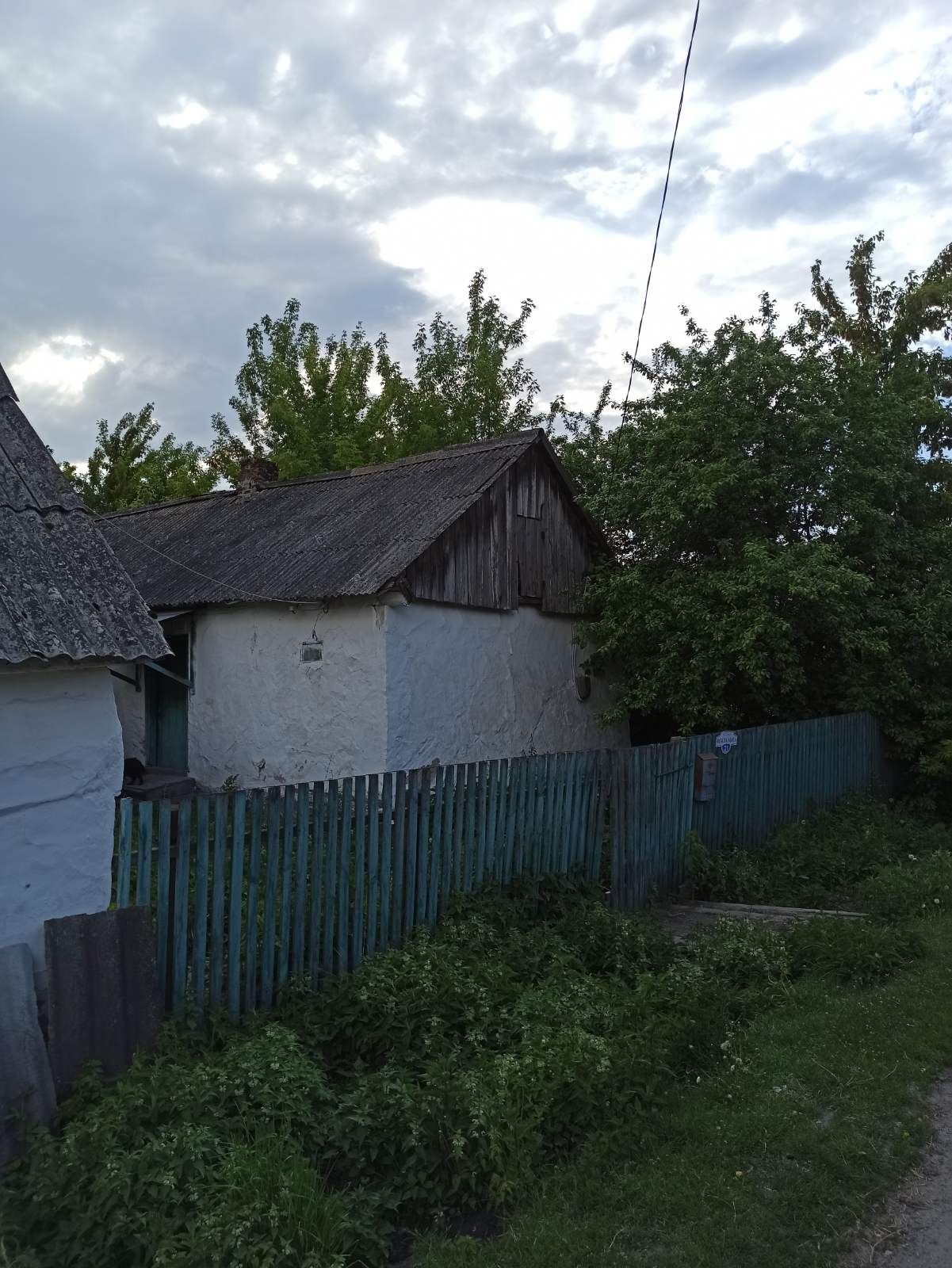 Продам хату в Дубрівці з землею приватизованою