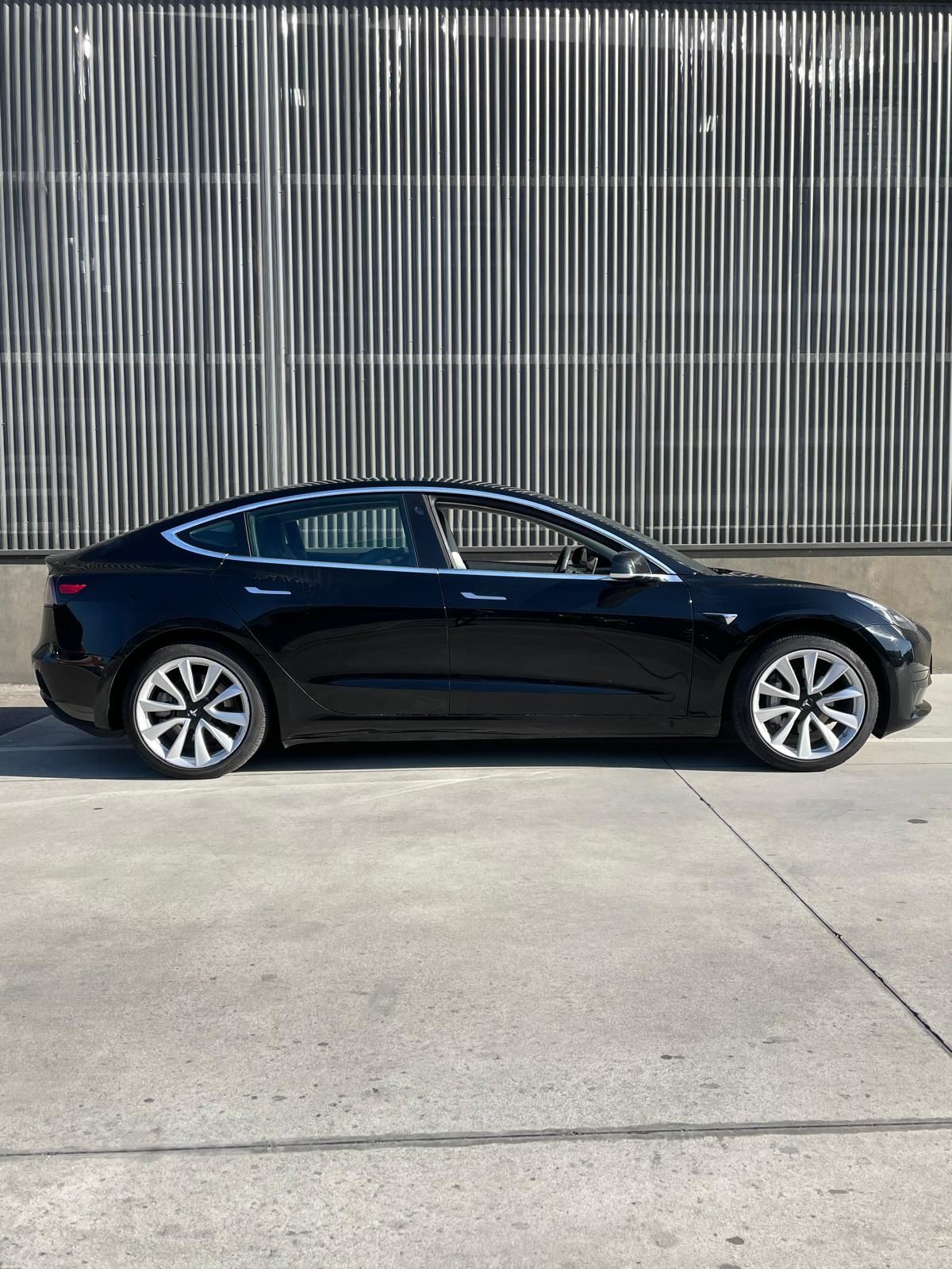 Tesla Model 3 SR+ de 2020