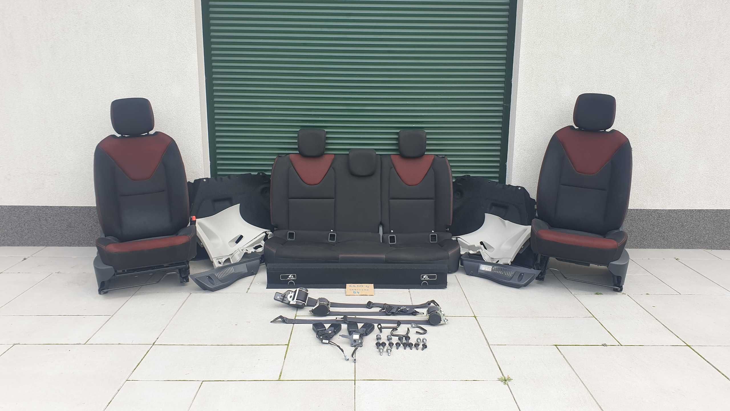 Renault clio IV 4 tylna kanapa fotel przekładka z vana pasy boczki /54