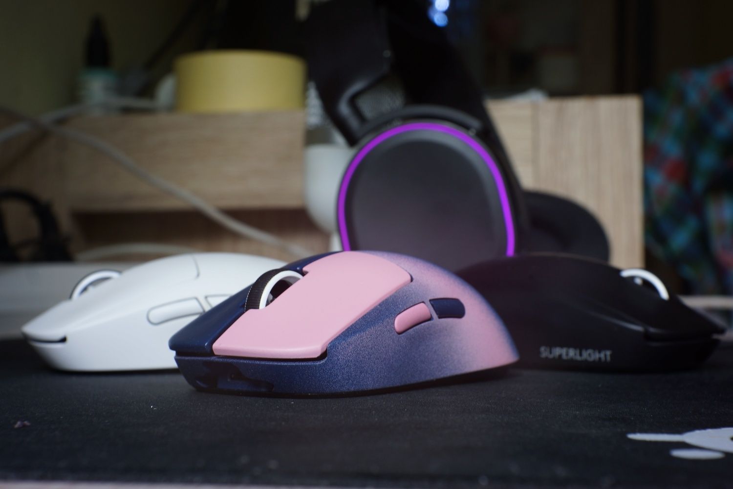 Custom Logitech G Pro X Superlight – Sakura Edition