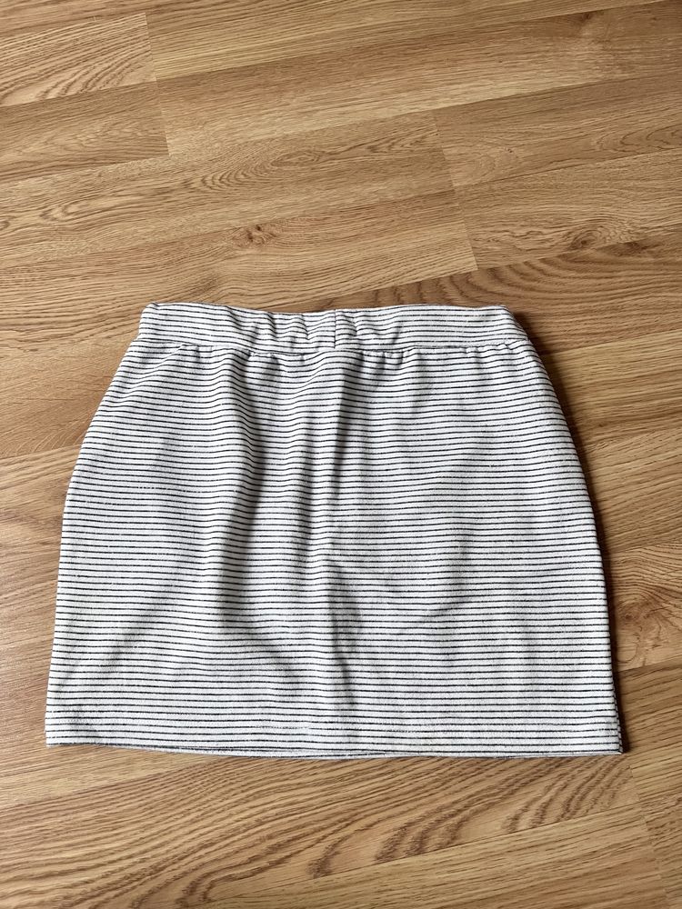Krótka spódniczka dresowa w paski szara biała S Cropp