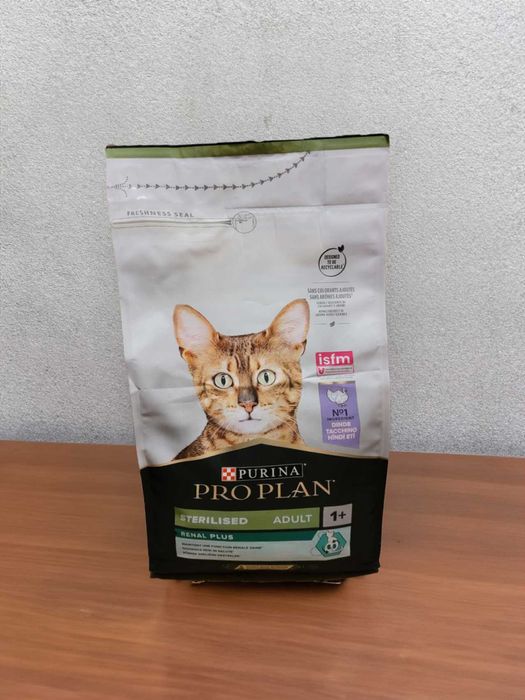 Purina Pro Plan Sterilised з Індичкою для Стерилізованих Котів 1,6 кг