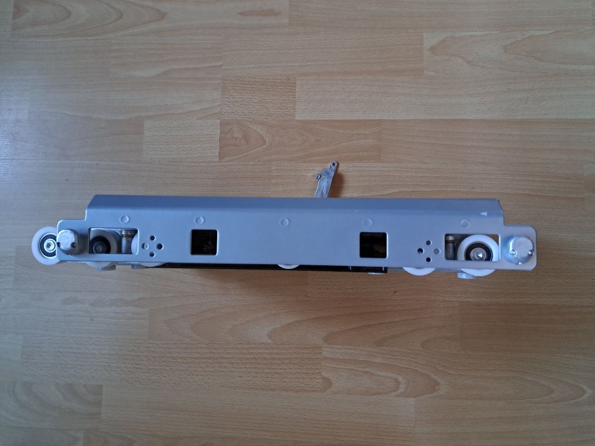 CINETTO PS40 współpłaszczyznowy system przesuwny, komplet do drzwi pra