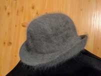 Kapelusik damski czapka beret elegancki , beżowy moher lub angora
