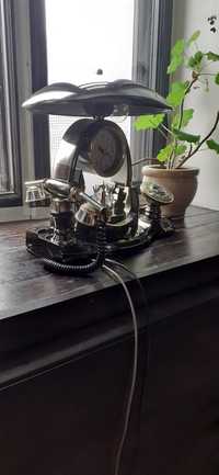 Телефон з ліхтарем і годинником продам, рарітет