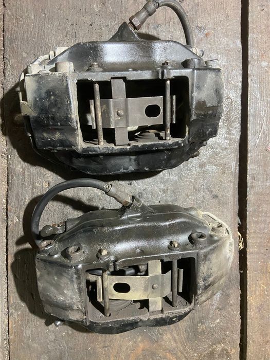 Zaciski hamulcowe Brembo 4 tłokowe BMW E38 728i