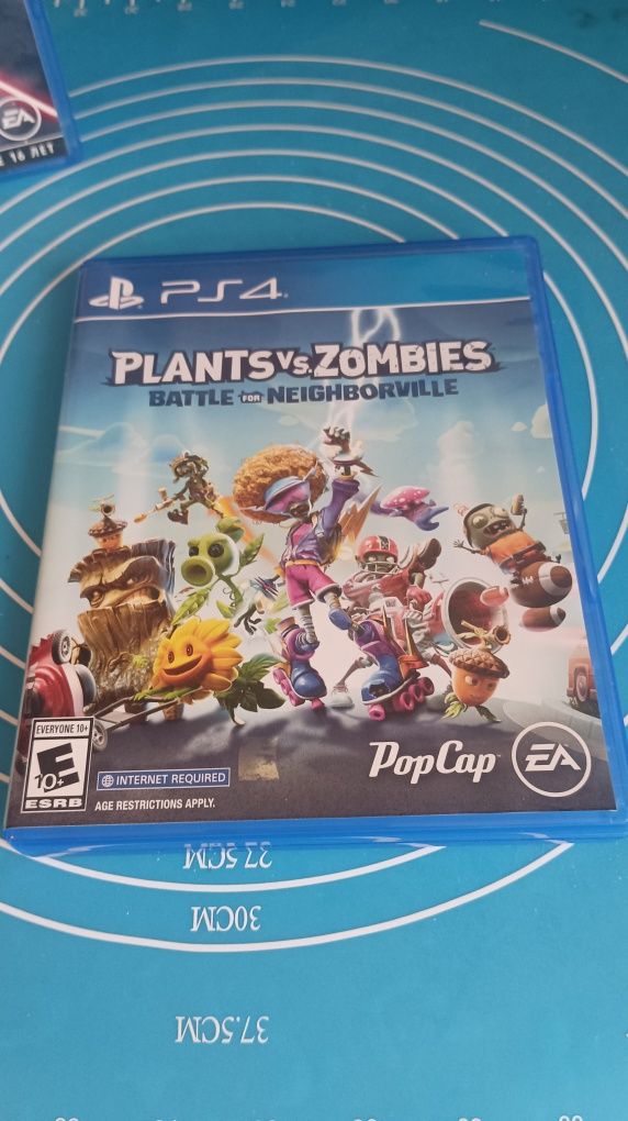 Диск  PS4 Plants vs Zombies. Battle for neighborville