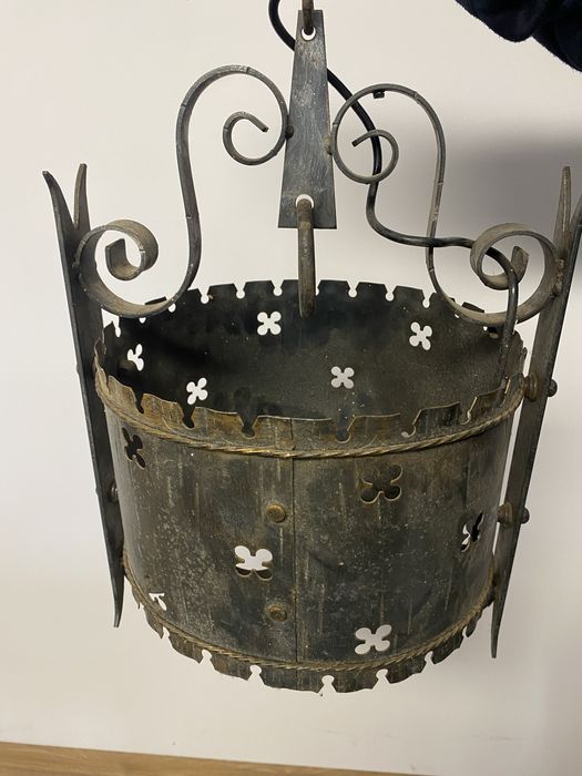 Stara lampa wisząca
