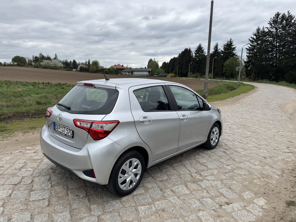 Toyota Yaris 1.0 69KM z Niemiec / Bogata Wersja / Bezwypadkowy