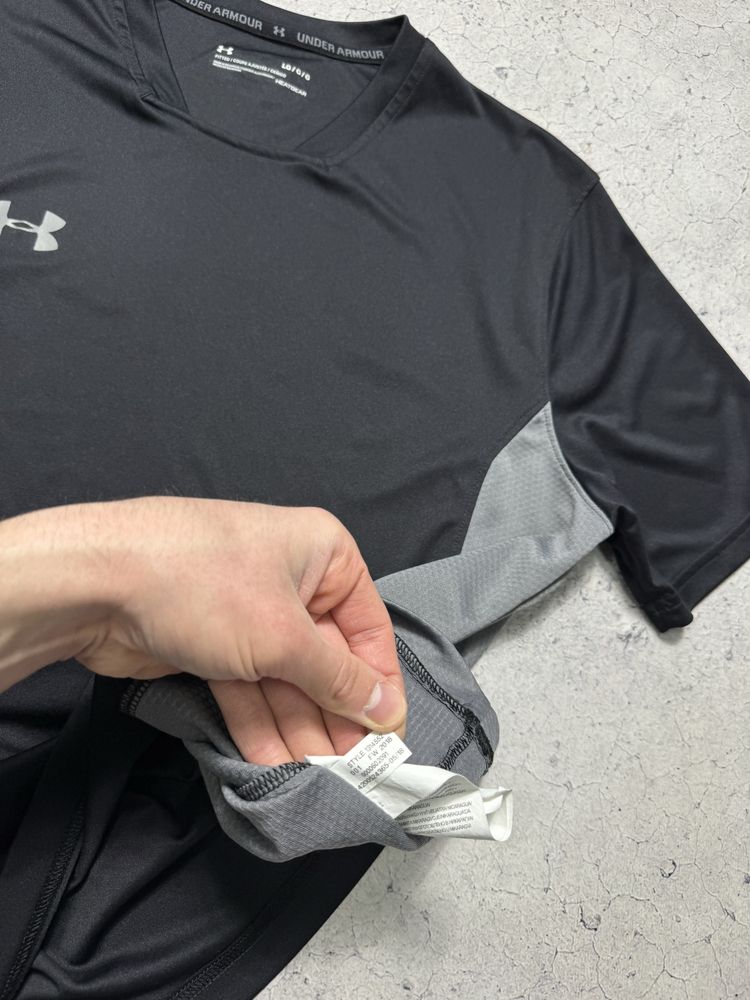 Спортивная Футболка Under Armour Черная Оригинал Идеал M-L