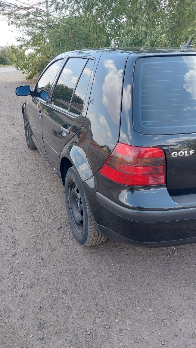 Продам Volkswagen colf 4