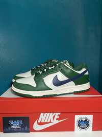 Nike Dunk Low - Gorge Green