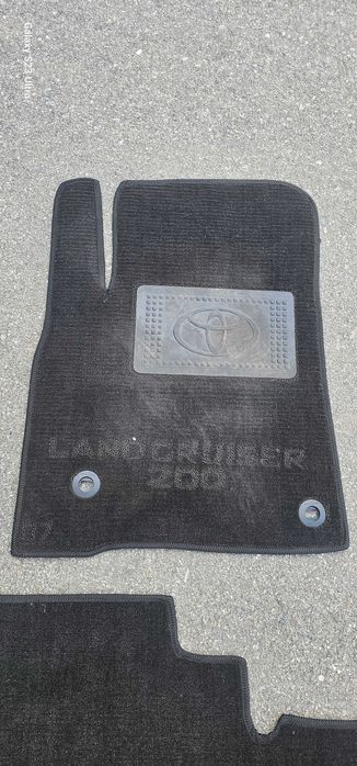 Land cruiser 200 килимки