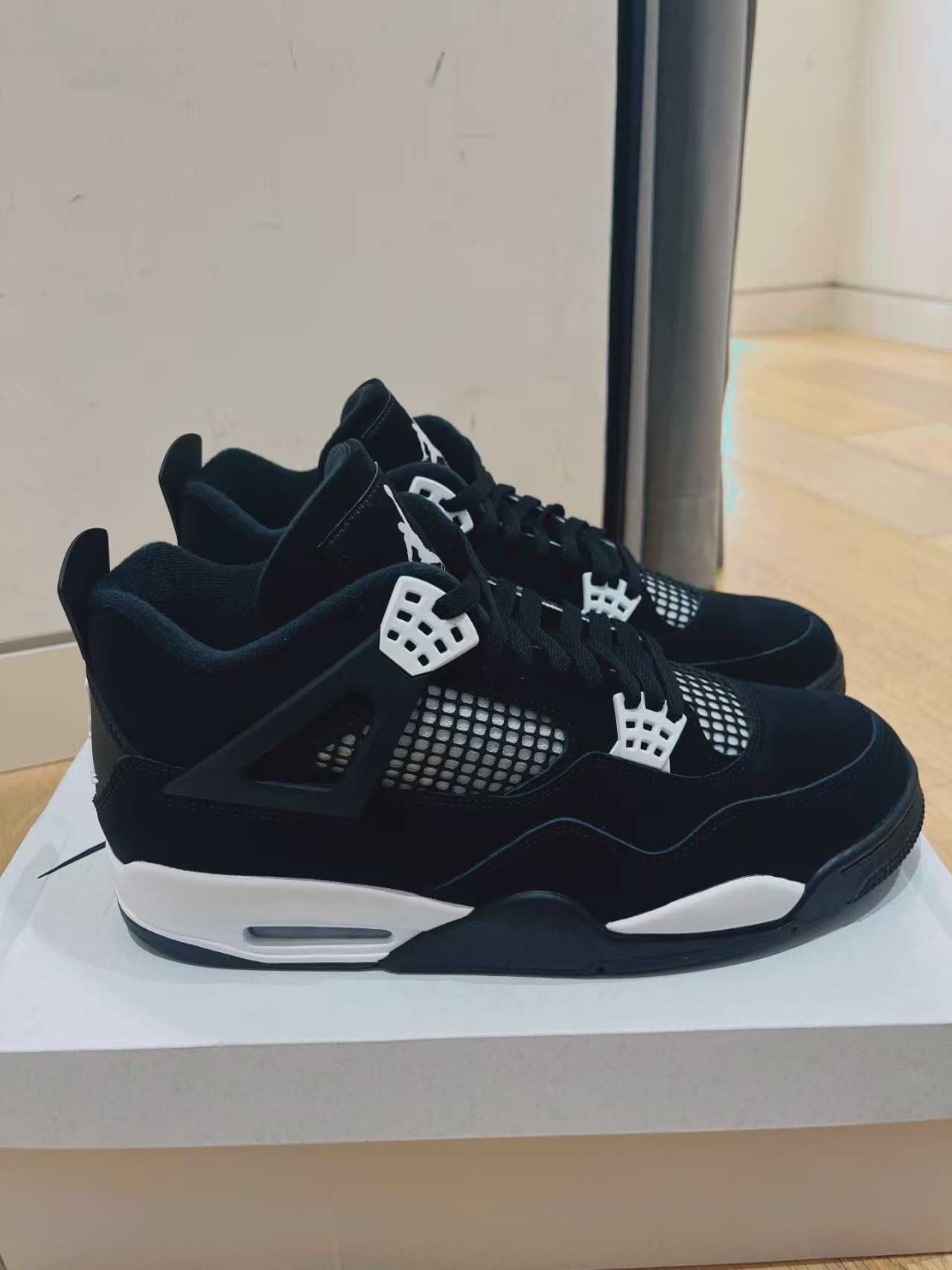 Nowy Jordan 4 Retro White Thunder R.40.5