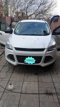 Ford escape 2.5  (Kuga) 2014