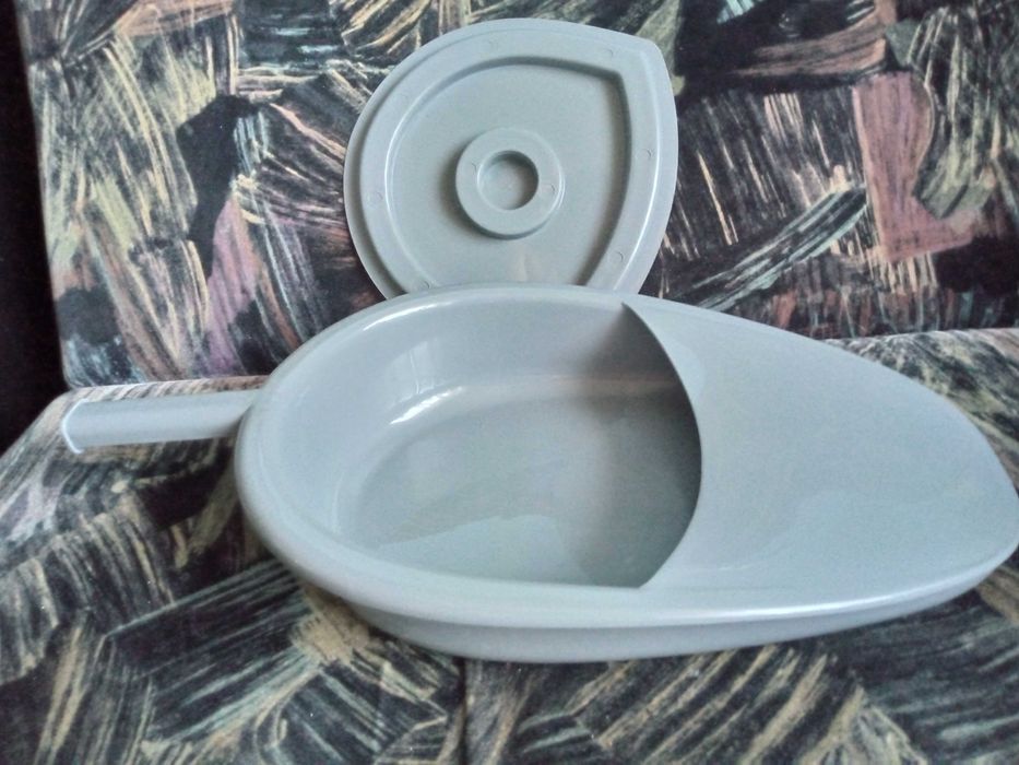 Судно пластик.новое.