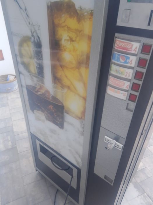 Automat lodówka na napoje