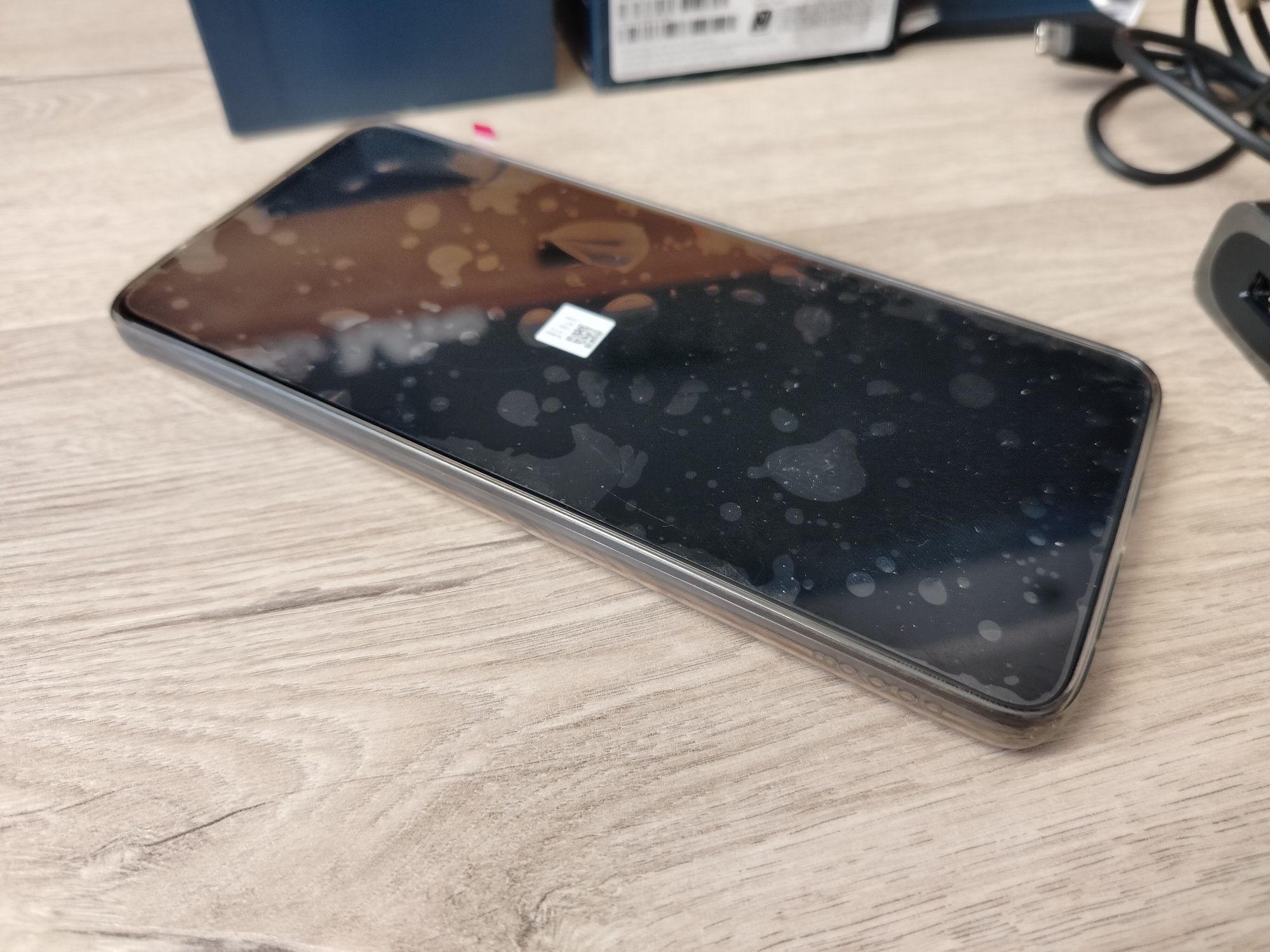 Motorola Moto G60 6/128GB w kolorze Dynamic Grey