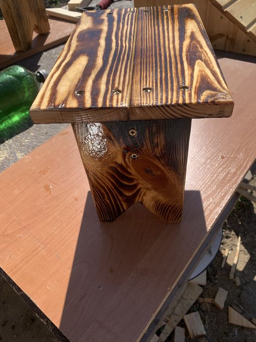 Стульчик, табуретка, ослінчік