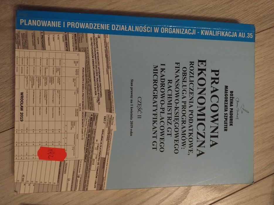 Pracownia ekonomiczna 2/3