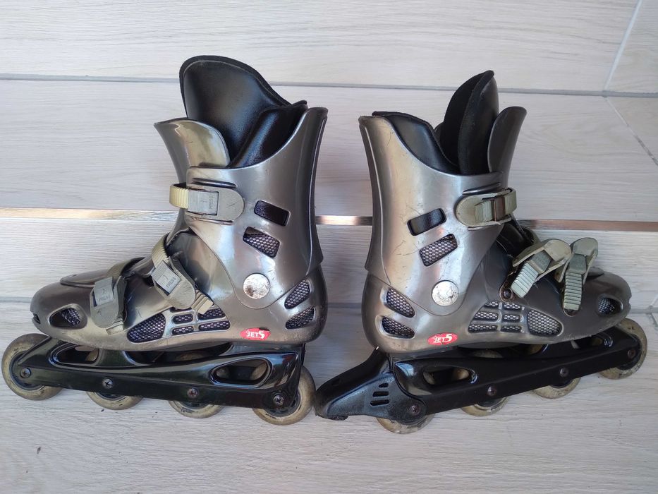 sprzedam rolki jet 5 rozmiar 39 stan bdb mało używane