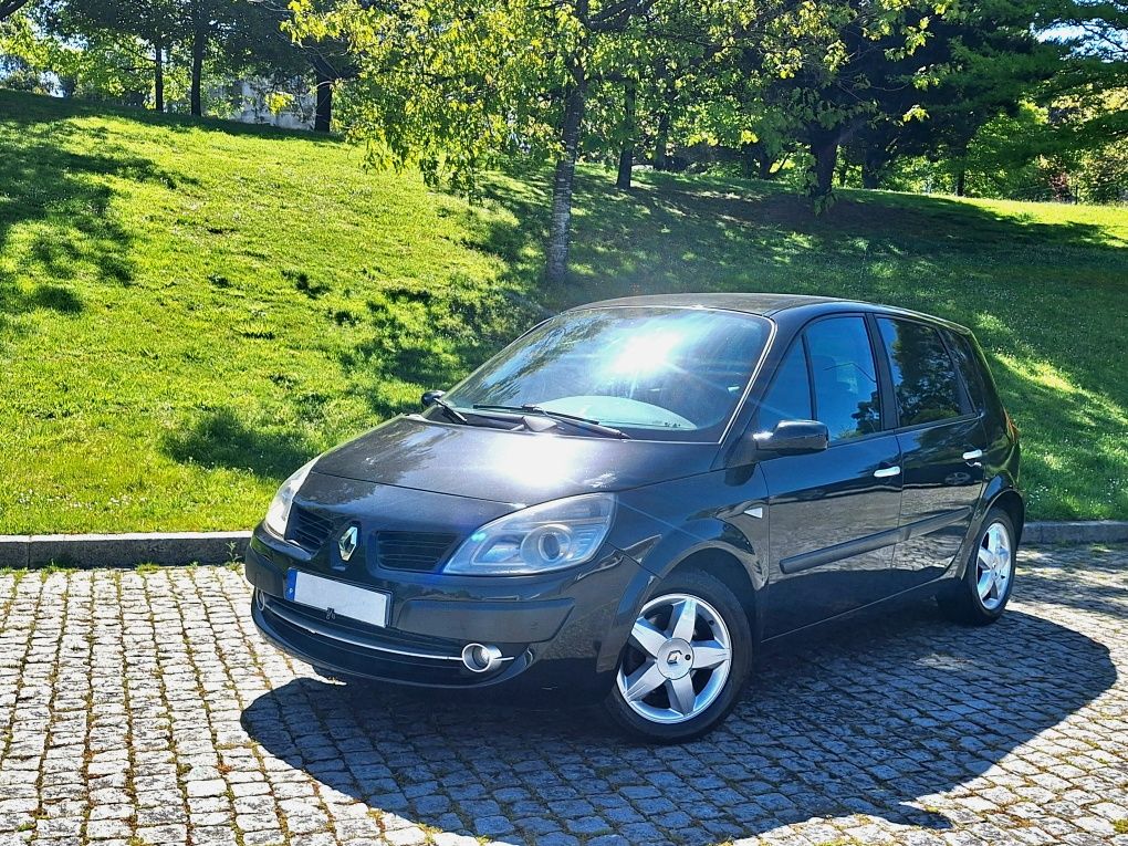 Renault Scenic 1.5 dci 205 mil klms