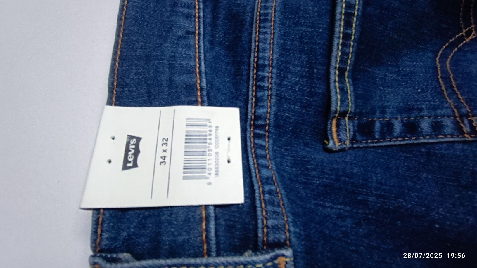 Levi's 724 W33L32 com etiqueta