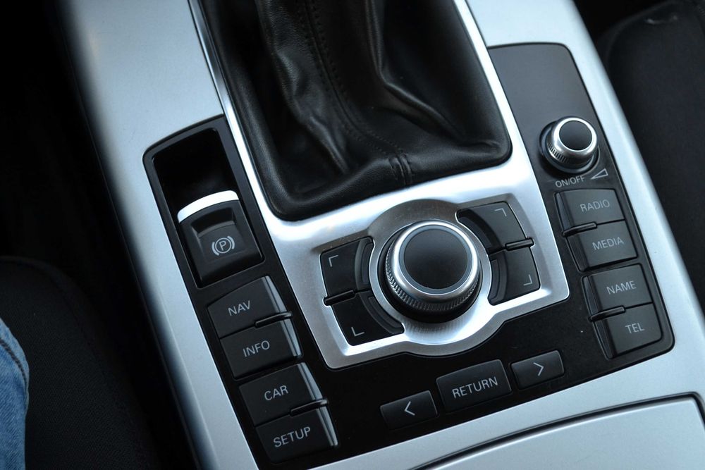 Audi a6 c6 2009r. polift LEDY ksenony 2,0 tdi 170 KM 2x koła