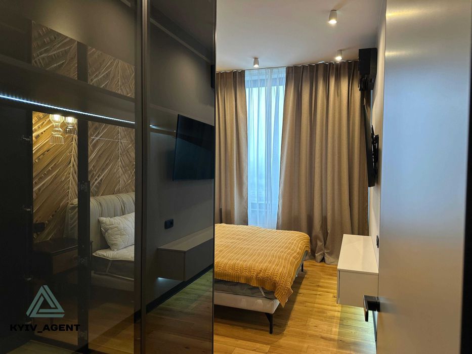 Видова Євро-двушка в ЖК Tetris Hall + Паркомісце в підзем. паркінгу !