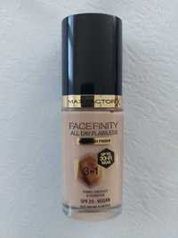 Sprzedam podkład Maxfactor Facefinity 45 warm almond