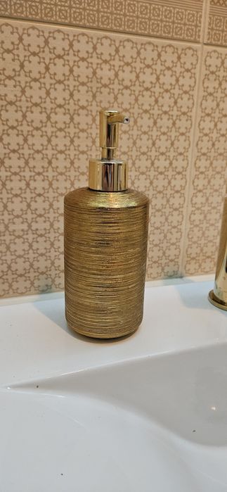 Zestaw do łazienki, pojemnik na mydło