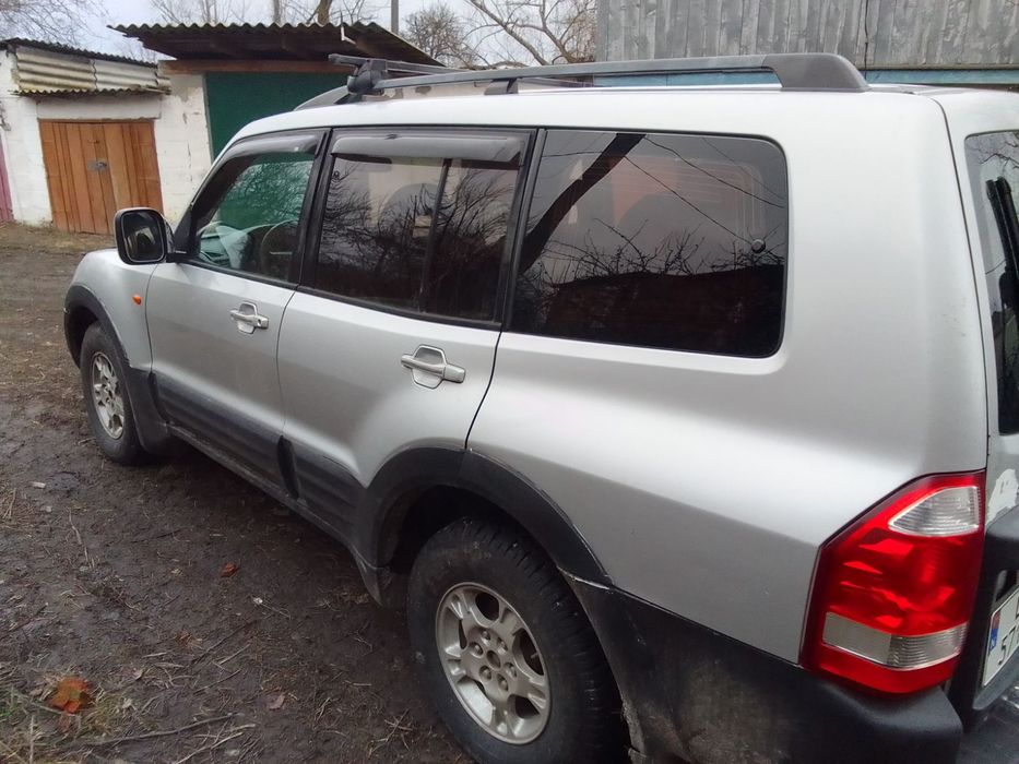 Продаж автомобіля Mitsubishi Pajero 2002 року випуску