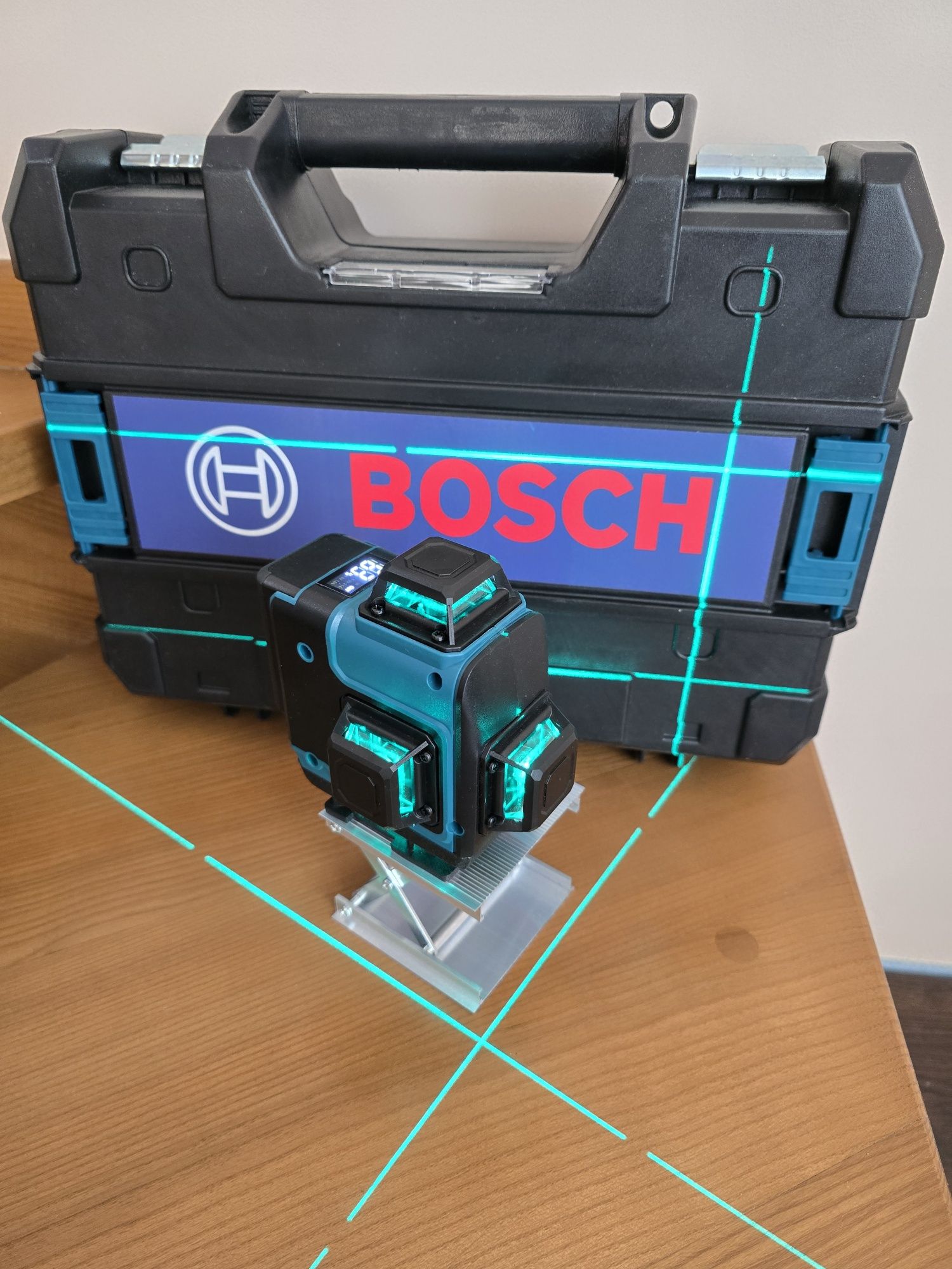 BOSCH лазерний рівень 16 ліній 4D, лазерный уровень