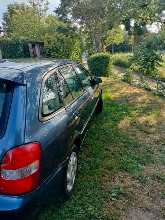 Mazda 323Fsport 5 drzwiowa czytaj opis