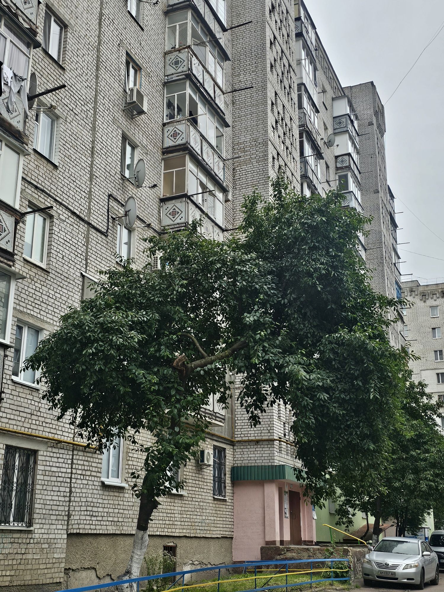 Оренда двухкімнатної квартири на Крошні