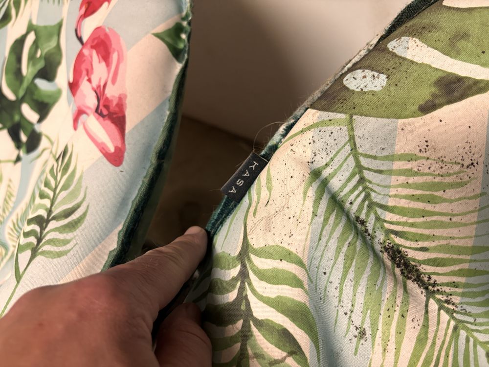 Banco / Cadeira / Sofa de Jardim com almofadas