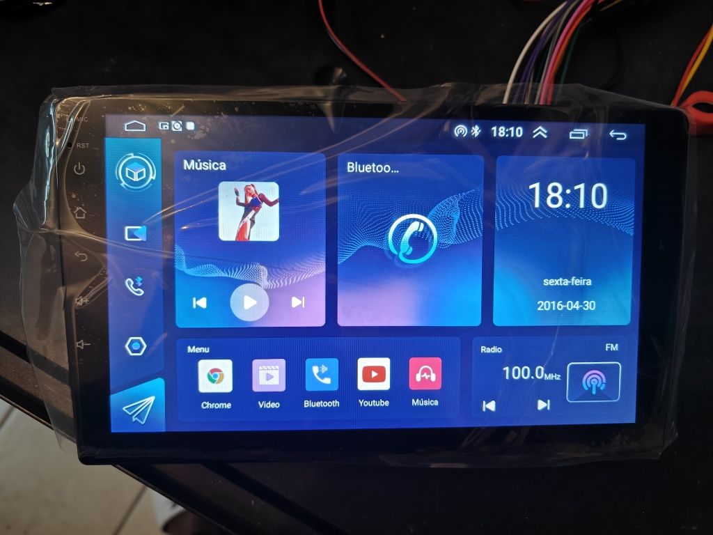 Rádio 2 DIN Android 9 polegadas + Carplay + 4 GB RAM + 32 GB ROM + kit