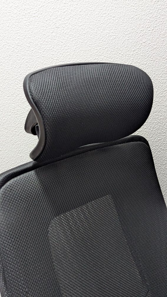 Cadeira de escritório ergonómica com espaldar alto - tecido
