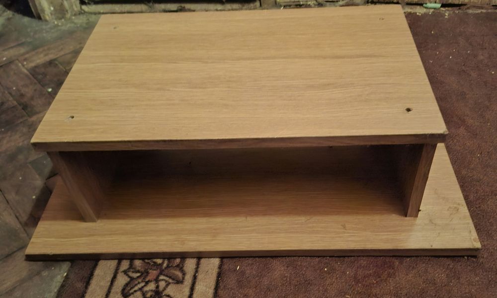 Szafka pod telewizor drewniana