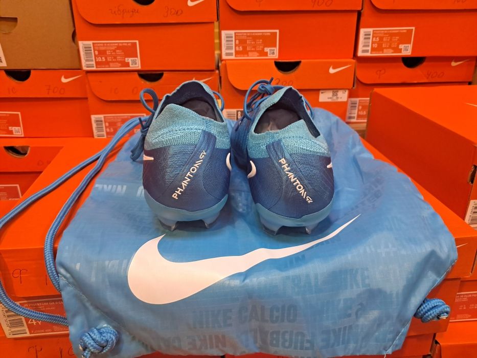 Футбольные бутсы Nike Phantom GX II Elite FG FJ2559-400 оригінал