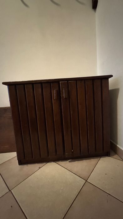 Zestaw mebli z Holandii do przedpokoju