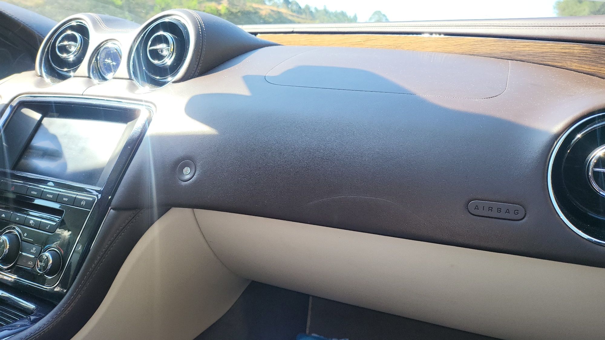 Jaguar XJ de 2013 full Extras aceito trocas
