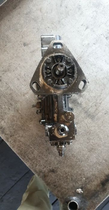Pompa wtryskowa Zetor 3-cylindry po regeneracji na wymianę