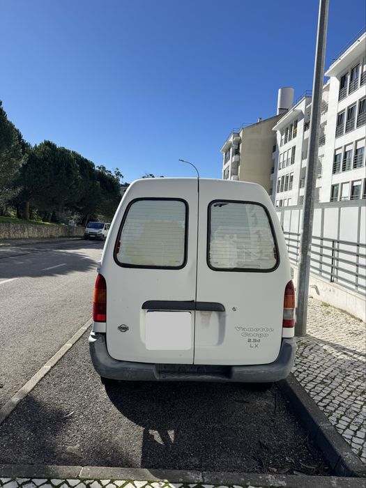 Nissan Vanette 2.3 Cargo