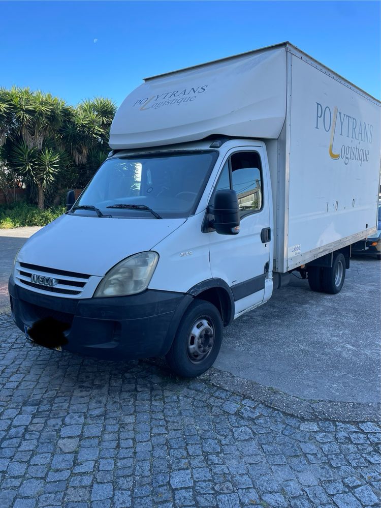 Iveco Daily 35C12 – Ano 2007