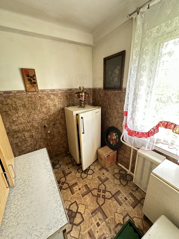Продам 3к квартиру в Києві. Вул. Кавказька 9. Центральна частина міста